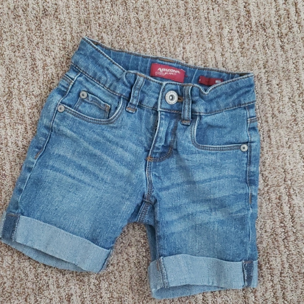 Arizona Jean Shorts Size 7 Slim